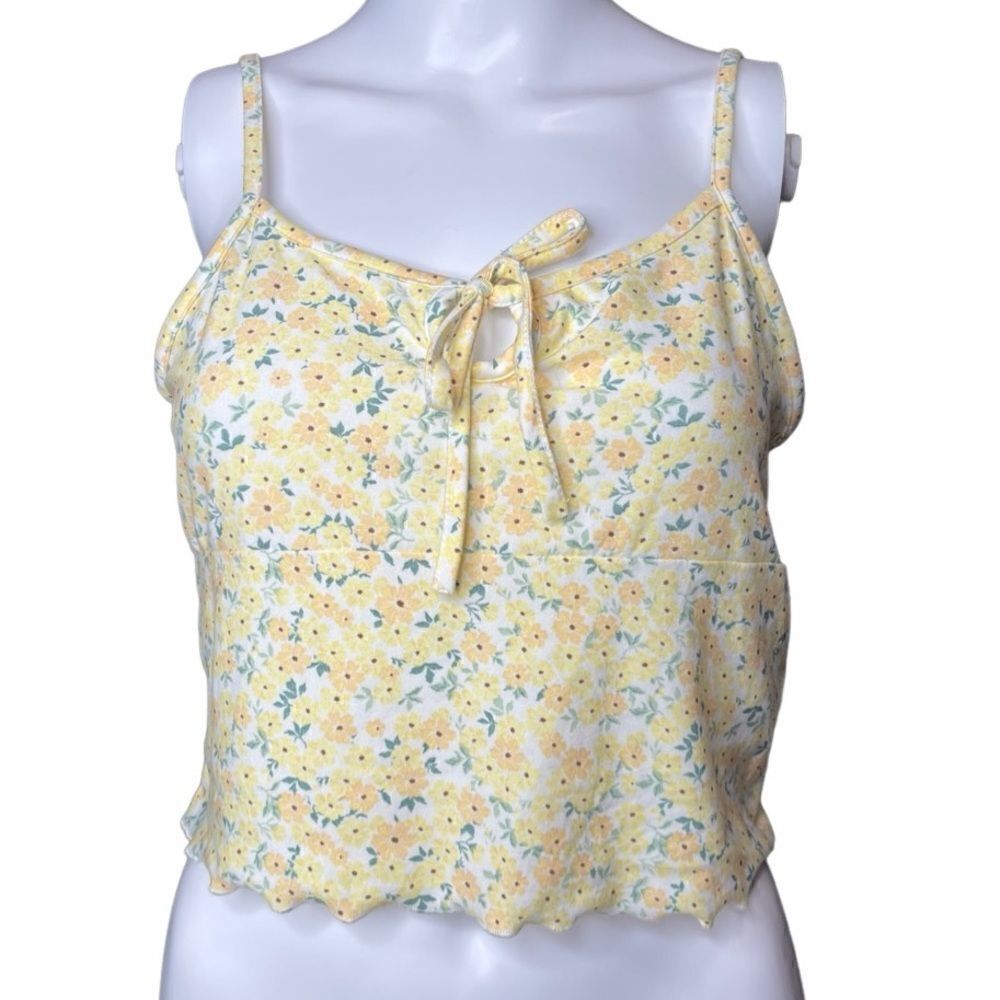 Weekend Edition Soft Floral Keyhole Cropped Tank top Yellow Size Medium